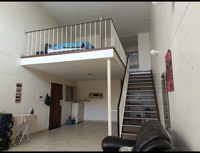 1 BEDROOM APARTMENT FOR SALE IN SUNNYSIDE